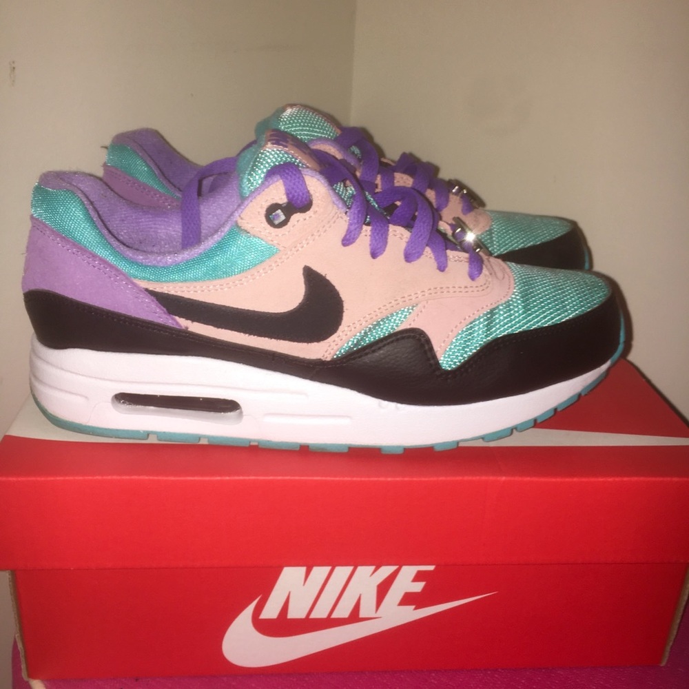 Nike Air Max 1 “Have A NIke Day”